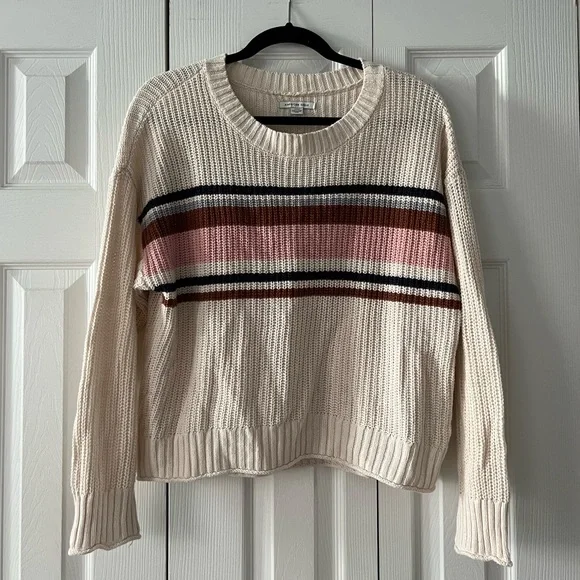 American Eagle Sweater - Picture 4 of 6